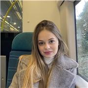 Doy clases particulares económicas de inglés, tengo un nivel bastante bueno después de estar estudiando y trabajando varios meses en londres